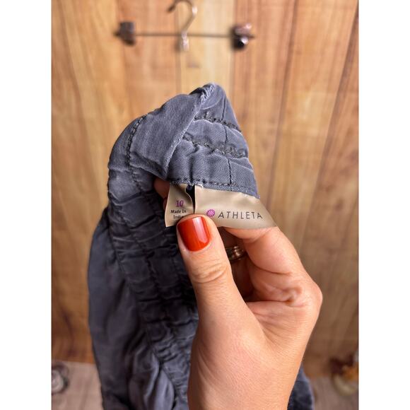 Athleta 100% Lyocell Casual Shorts with Pockets Charcoal Gray Women's Size 10 - Picture 4 of 6